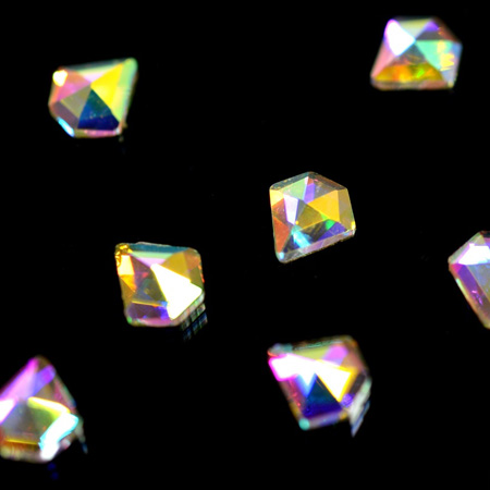 Стразы фигурные Алмаз супер-голография 5x5 мм
